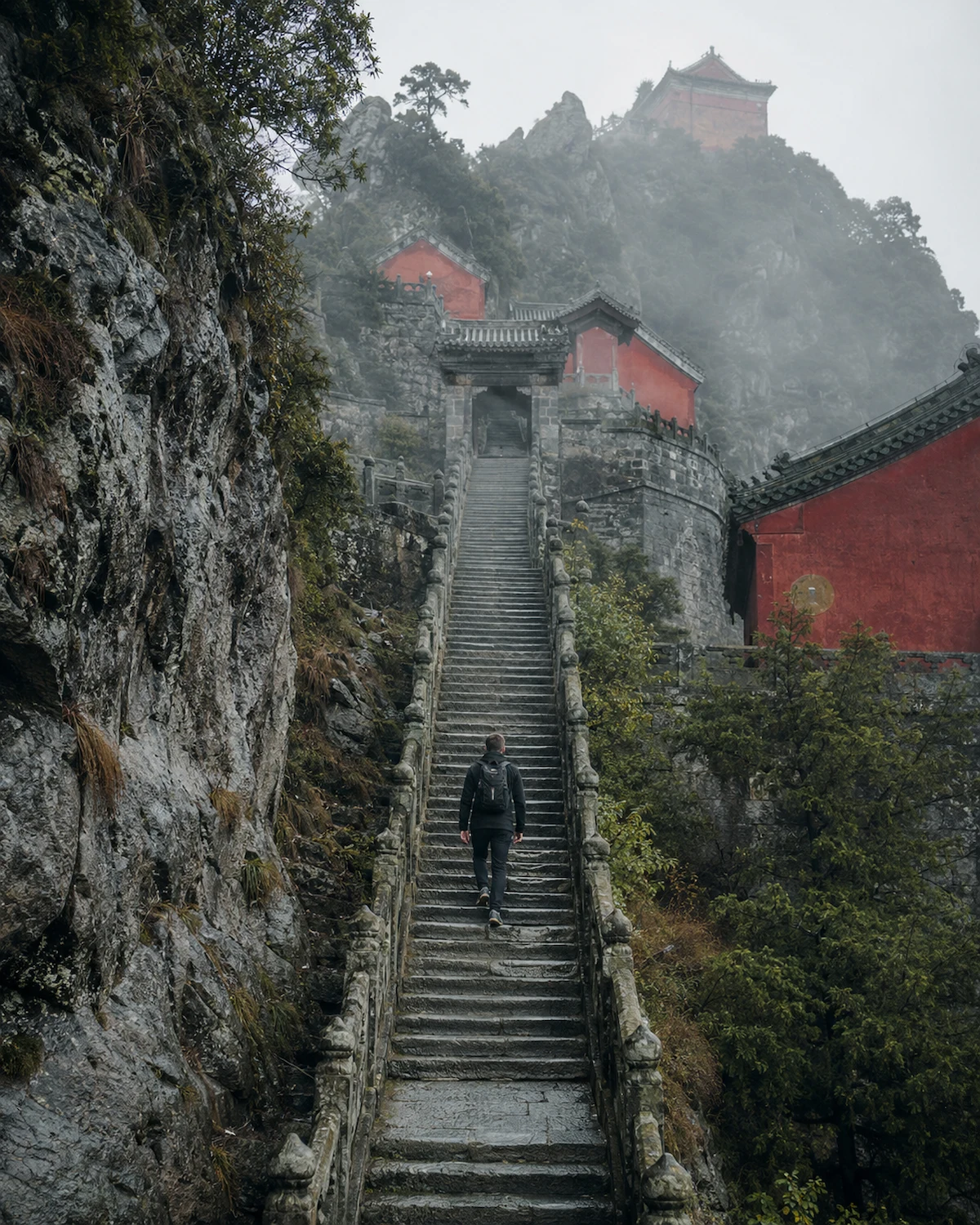 武当山石阶与历史建筑